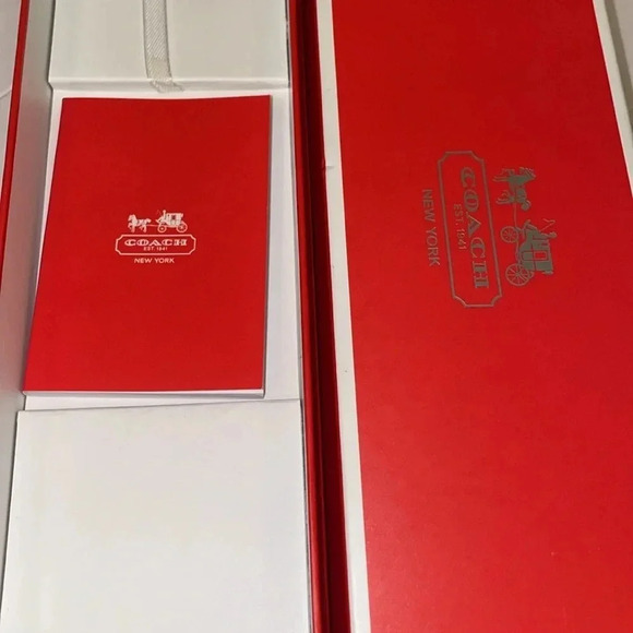 Coach Signature Index Signature Strap Watch - Picture 7 of 11